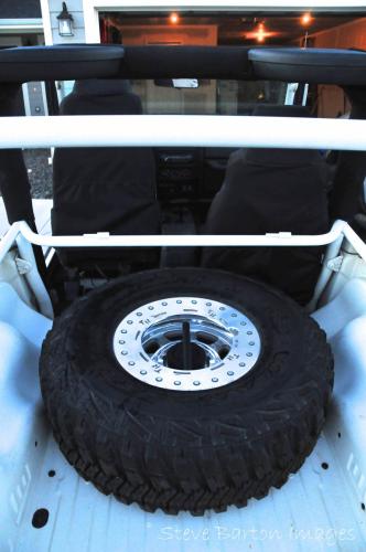 Jeep Wrangler TJ/LJ Inner Tire Carrier