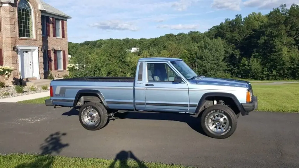 Blue Jeep Comanche MJ